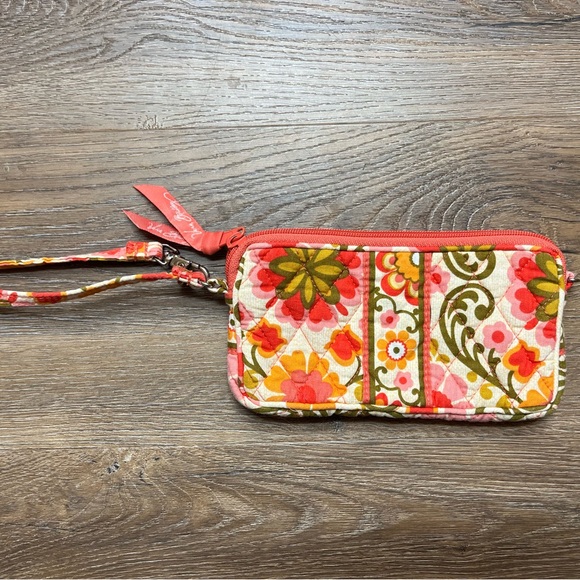 Vera Bradley wristlet - Picture 2 of 5